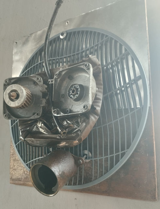 O espelho do grito após á liberdade